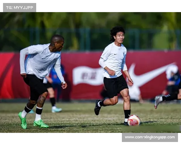 大连英博热身赛0-1不敌阿联酋球队阿治曼，新援斯坦丘完成首秀